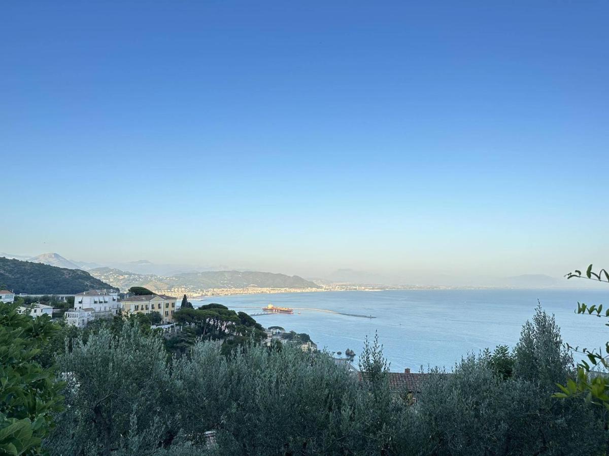 Il Melograno In Costa D'Amalfi - Romantic Experience Vietri Bagian luar foto