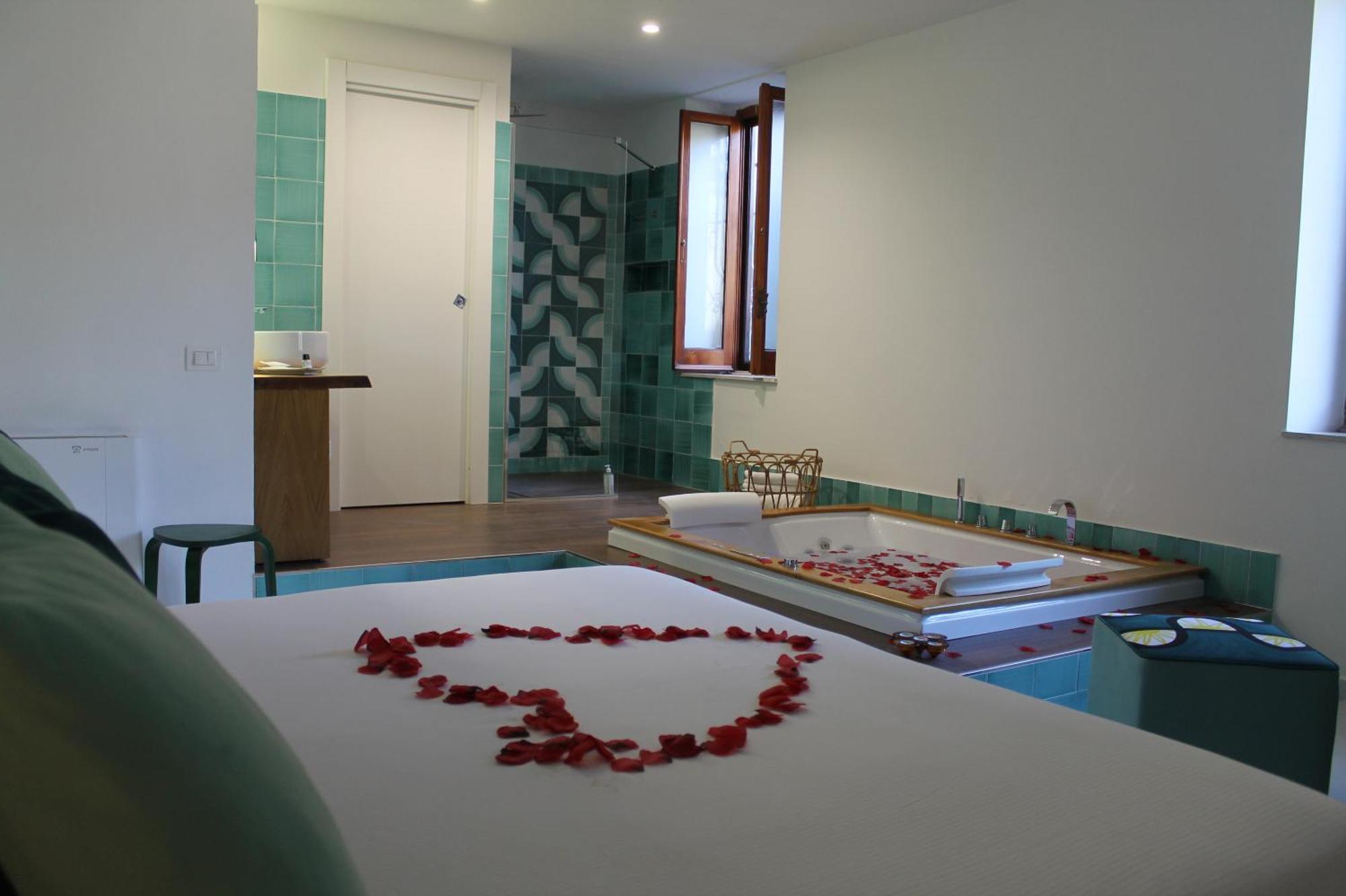 Il Melograno In Costa D'Amalfi - Romantic Experience Vietri Bagian luar foto